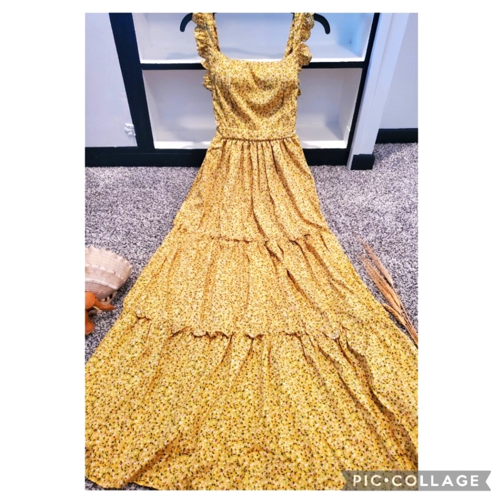 MAXI BACKLESS DRESS